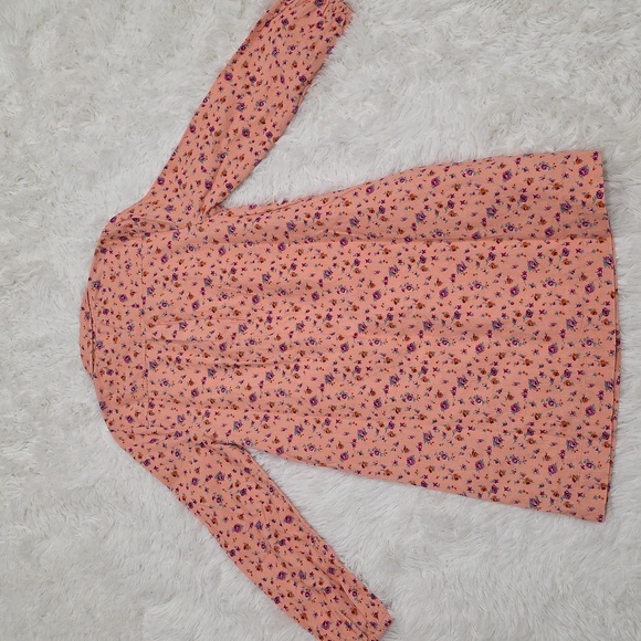 Vineyard Vines- Corduroy Floral Button-Up. Size M (12-14). NWT! - Picture 4 of 5